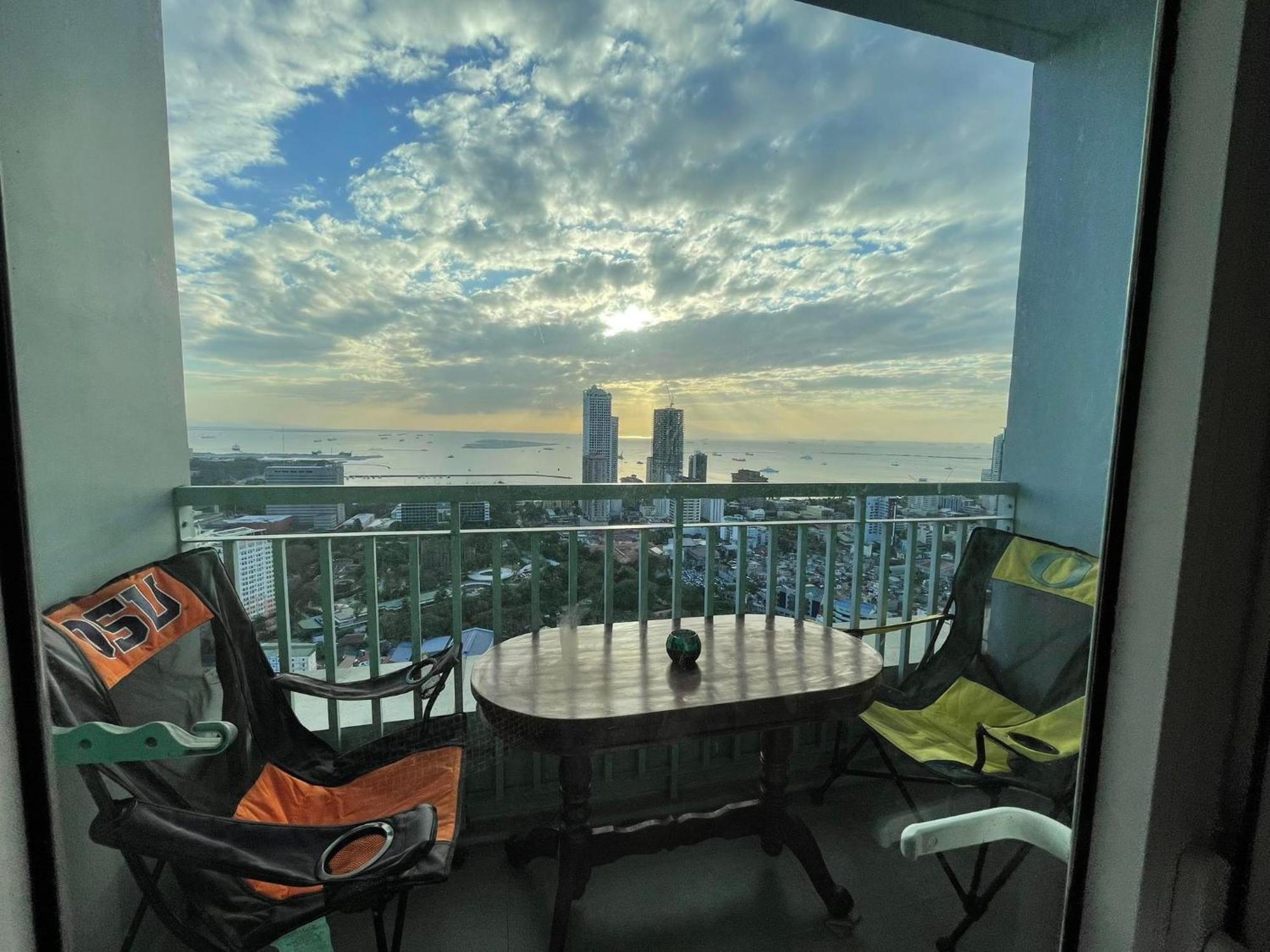16m² studio Appartement, met 1 privé badkamer in Malaat Manilla Buitenkant foto