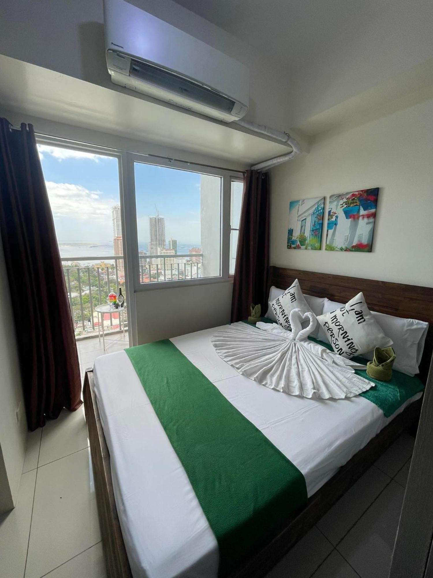16m² studio Appartement, met 1 privé badkamer in Malaat Manilla Buitenkant foto