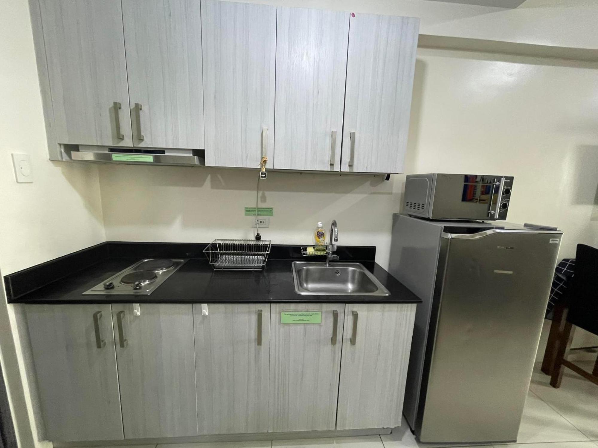 16m² studio Appartement, met 1 privé badkamer in Malaat Manilla Buitenkant foto