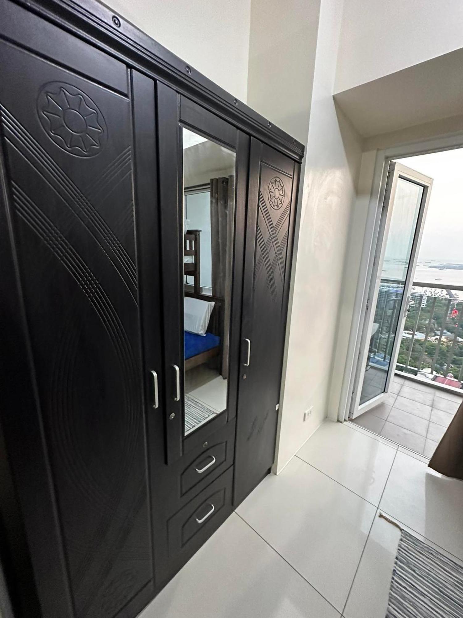 16m² studio Appartement, met 1 privé badkamer in Malaat Manilla Buitenkant foto