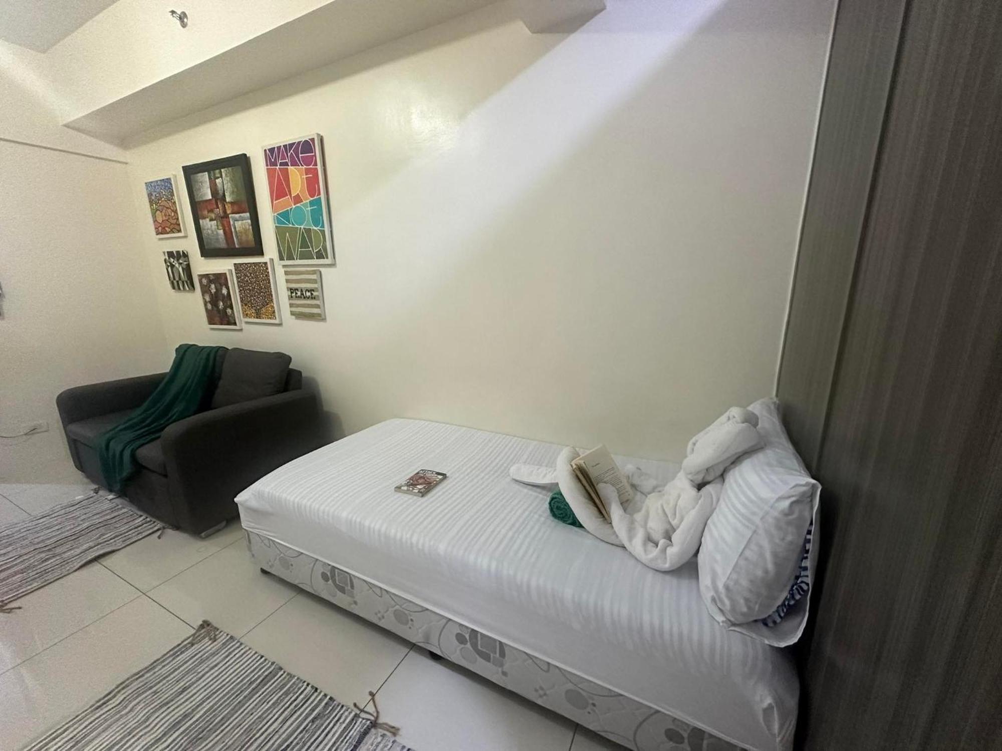 16m² studio Appartement, met 1 privé badkamer in Malaat Manilla Buitenkant foto